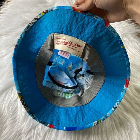 NWT Mitchell & Ness Chicago Bulls Hawaiian Bucket Hat Tropical Surf Blue NBA - Picture 7 of 9